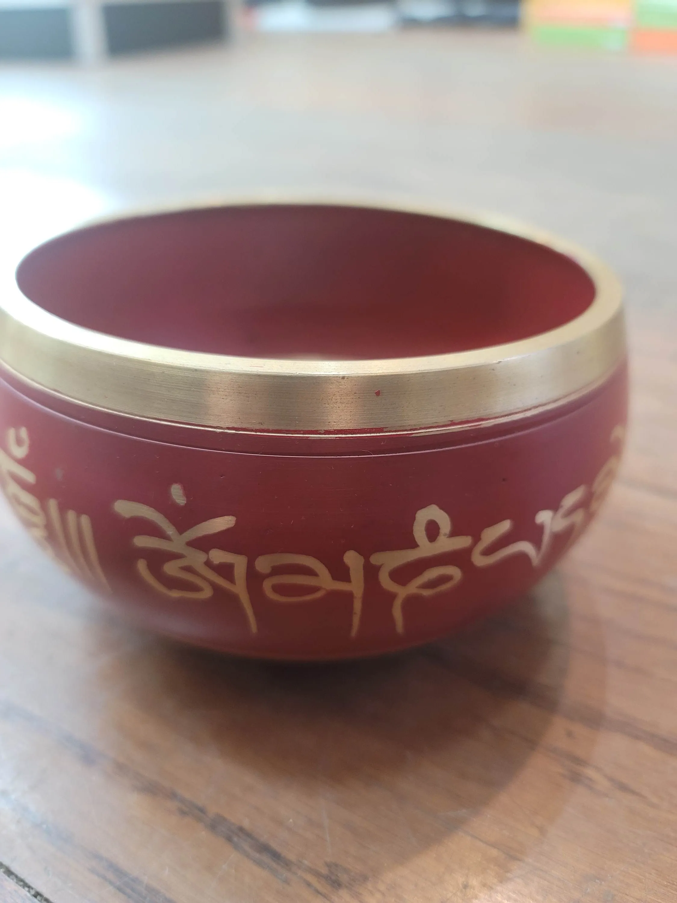 5.5 Red Machine Made Singing Bowl