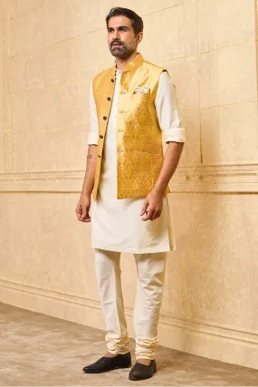 Classic Bundi In Brocade