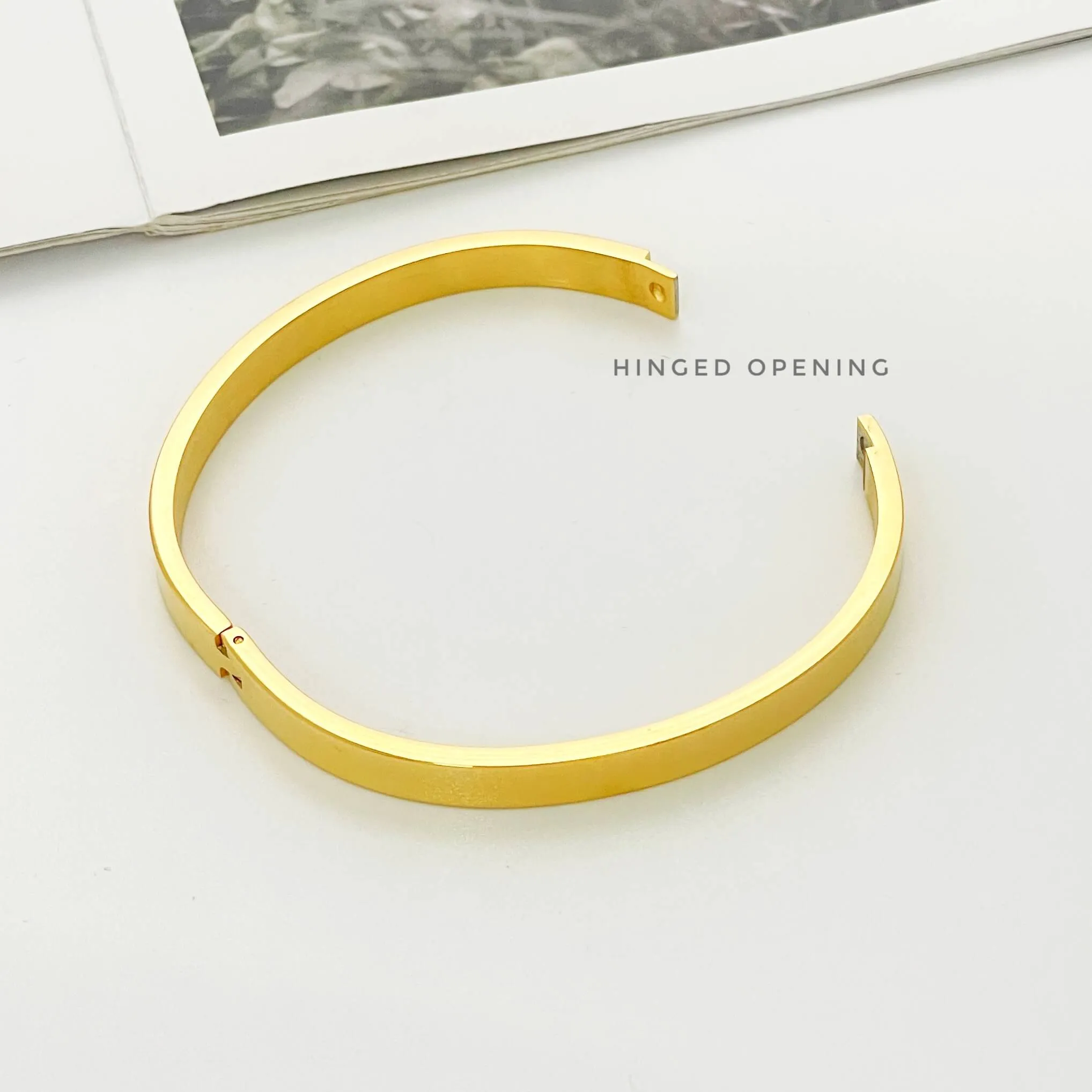 Classic Hinged Bangle