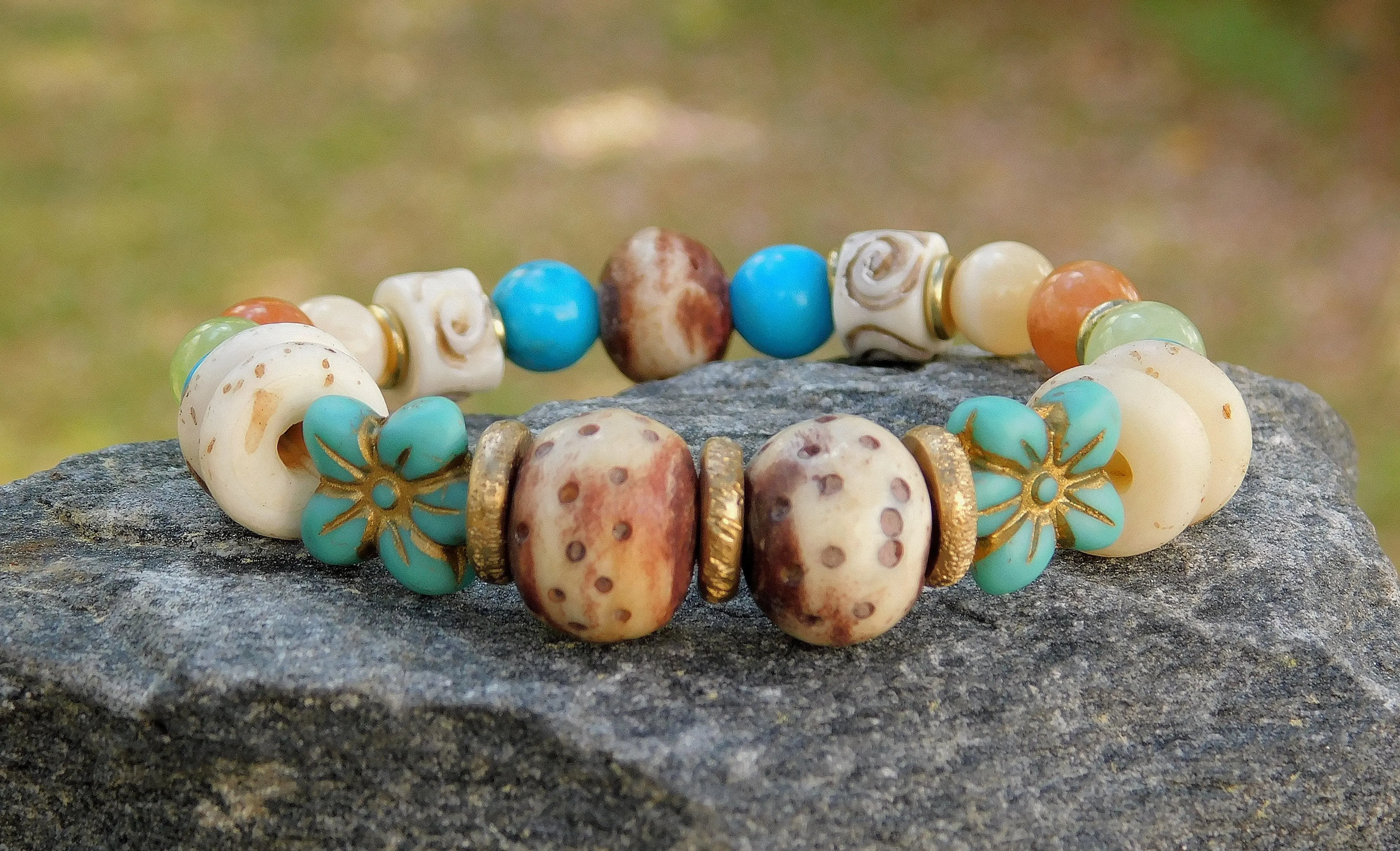 Colorful Agate and Turquoise Flower Bracelet