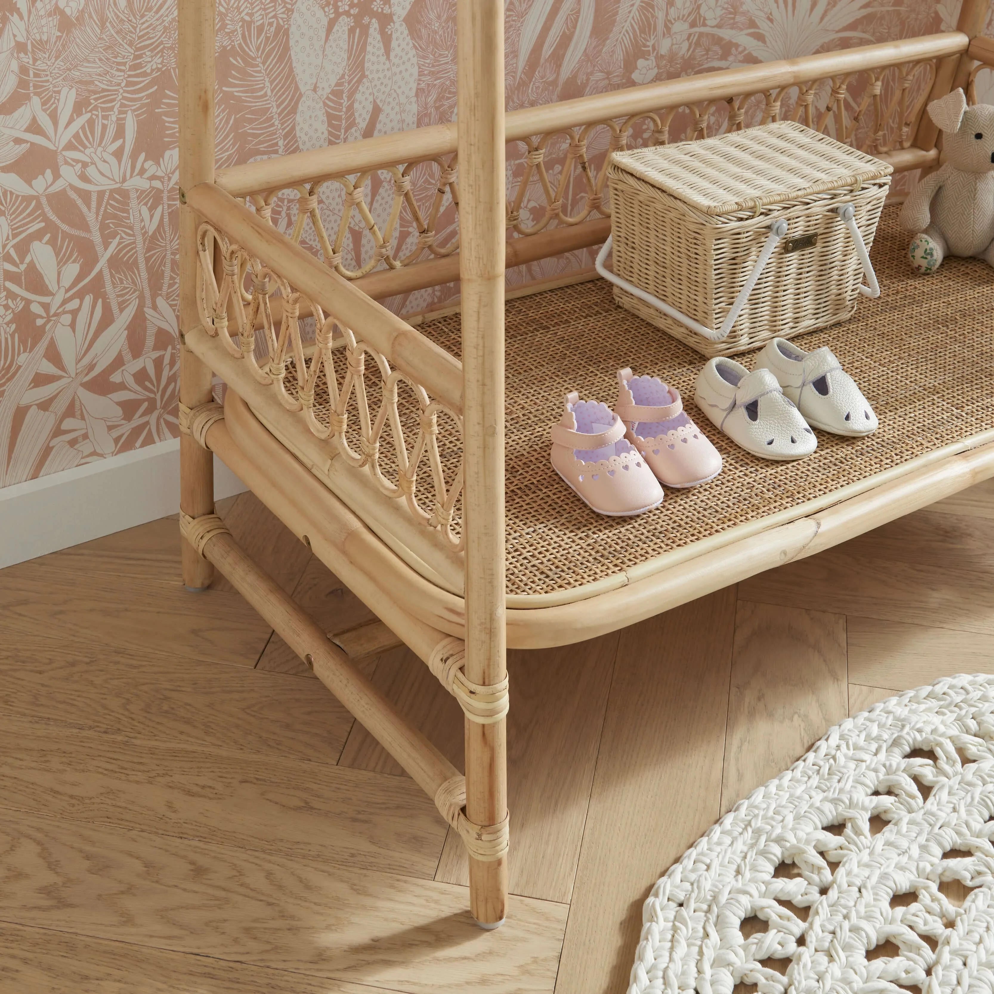 Cuddleco Aria 2pc Crib and Clothes Rail - Rattan