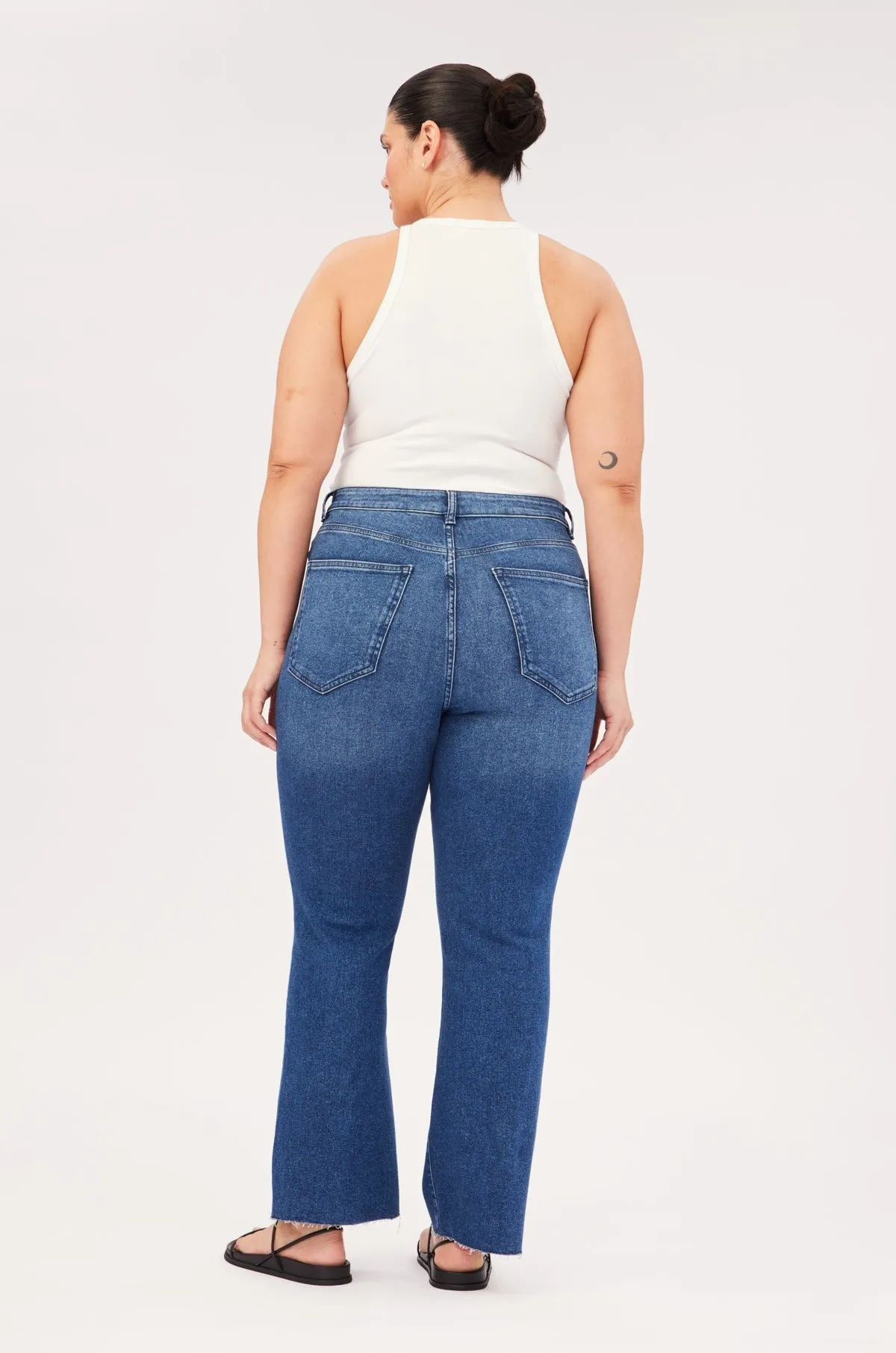 Curvy NAO High Rise Bootcut | Huntington