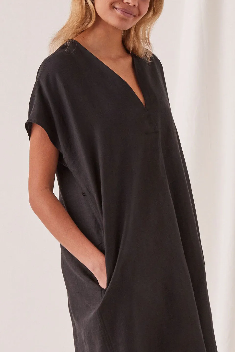 Freya Linen Black SS Dress