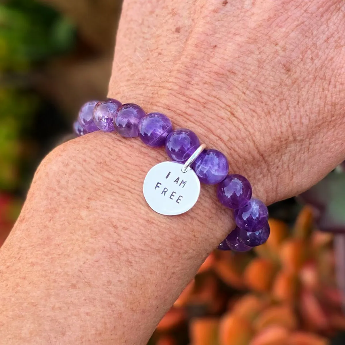 I am Free Affirmation Bracelet with Amethyst to Encourage You to Try New Things