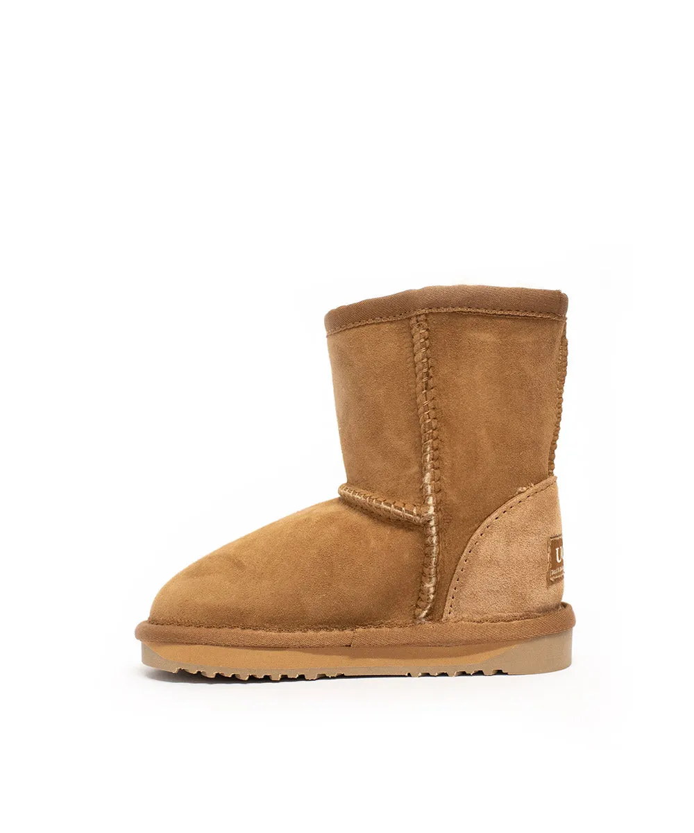 Kid's UGG Classic Short