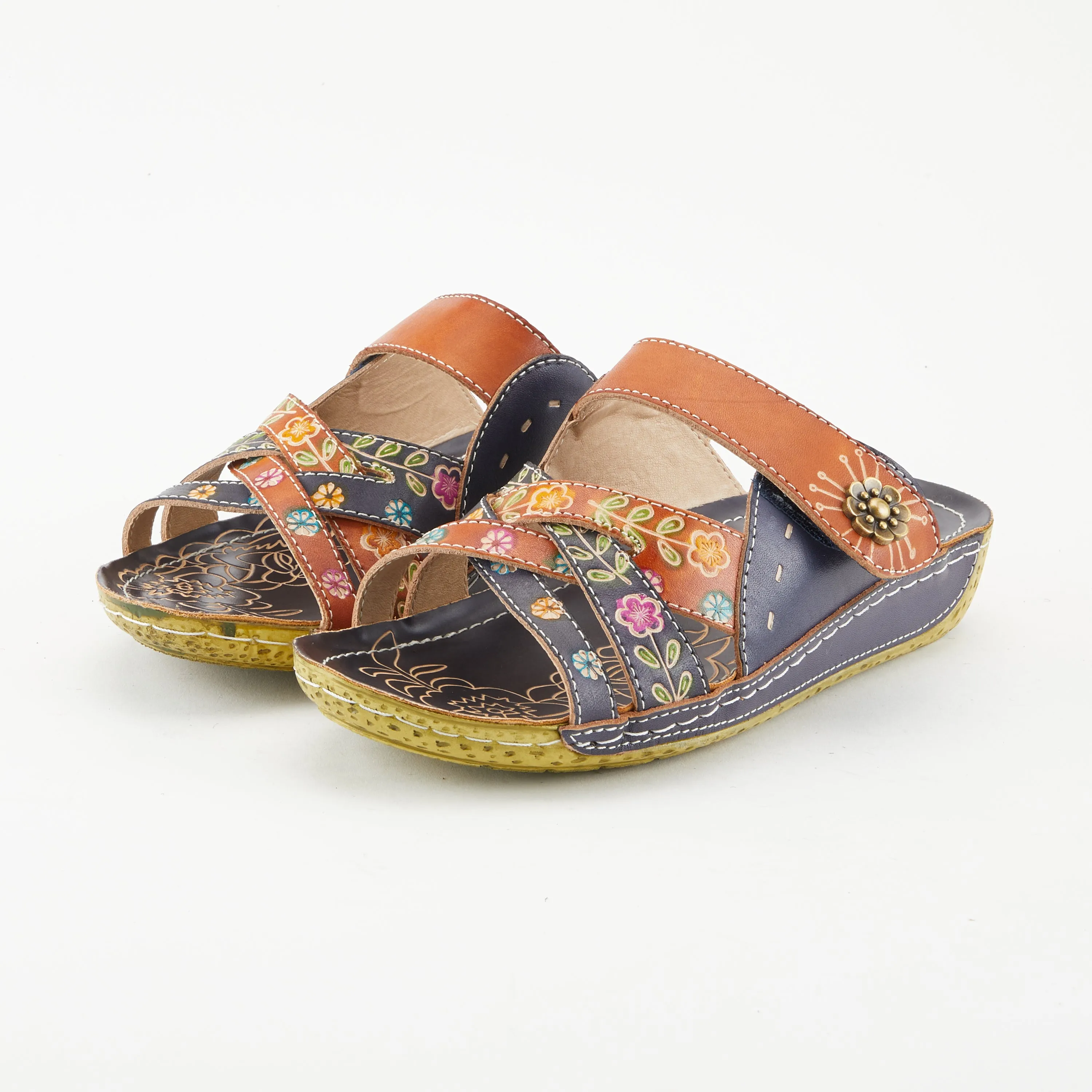 L'ARTISTE LEIGH SLIDE SANDAL