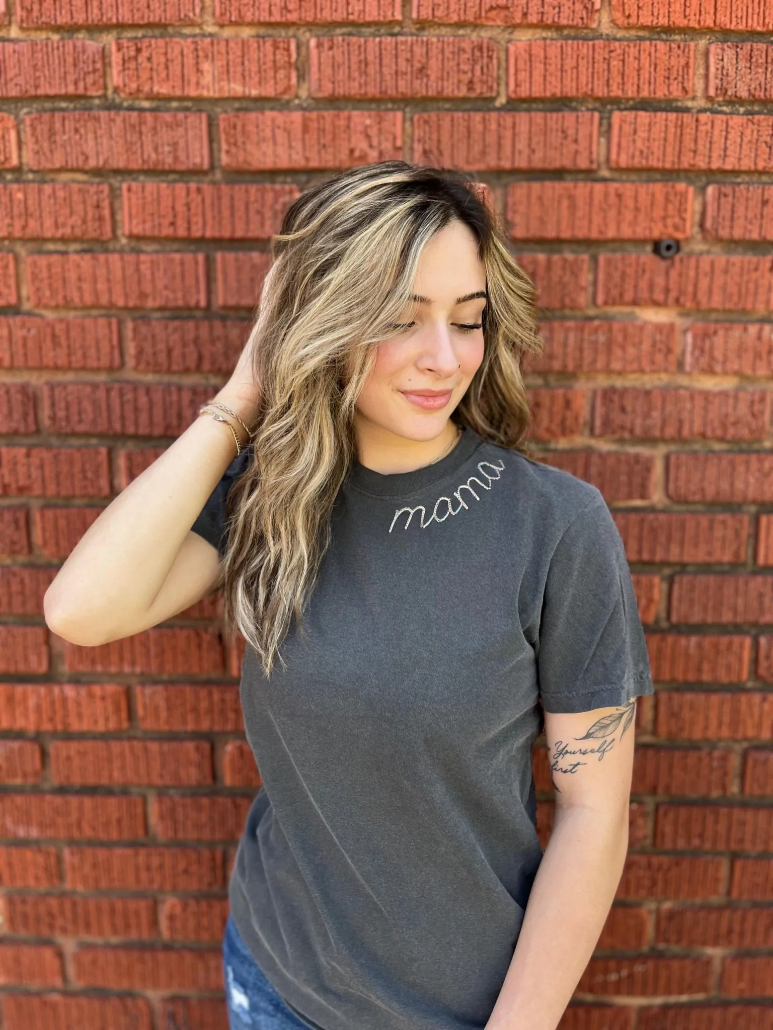 Mama Collar Embroidery Tee