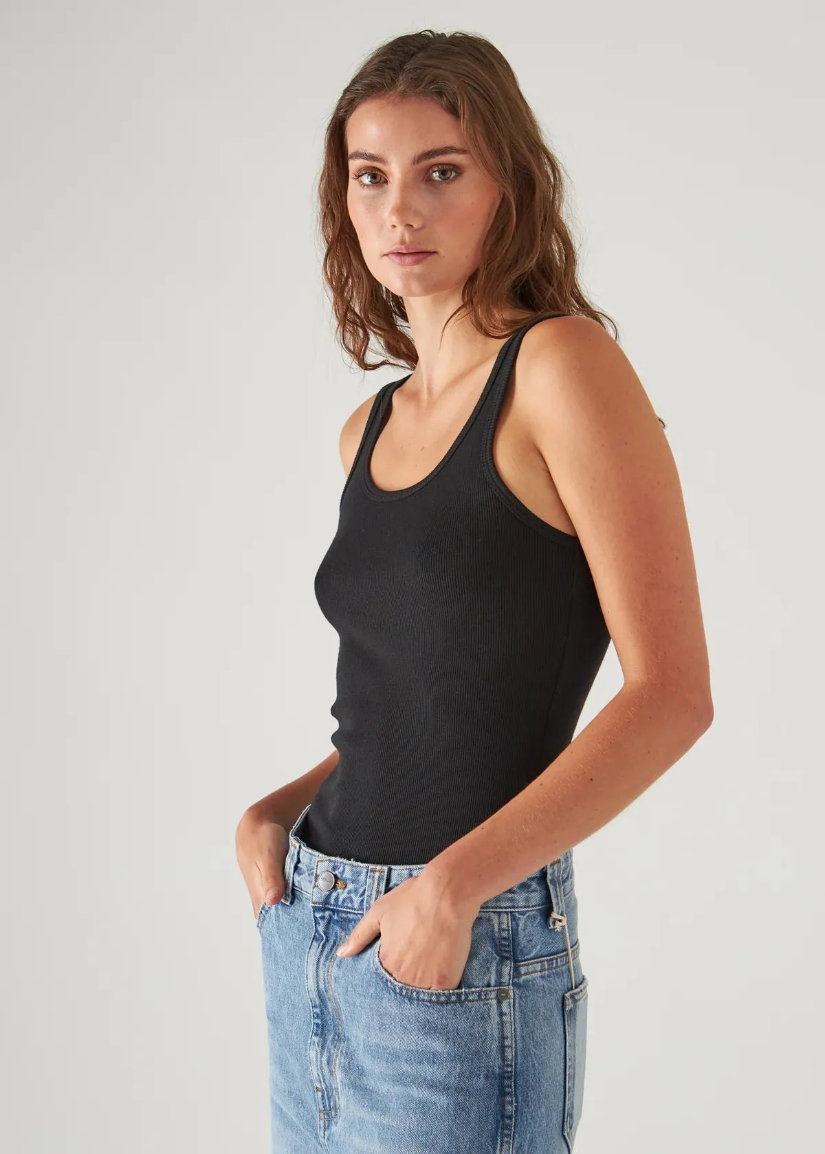 PIMA COTTON STRETCH SCOOP TANK (BLACK) - PATRICK ASSARAF