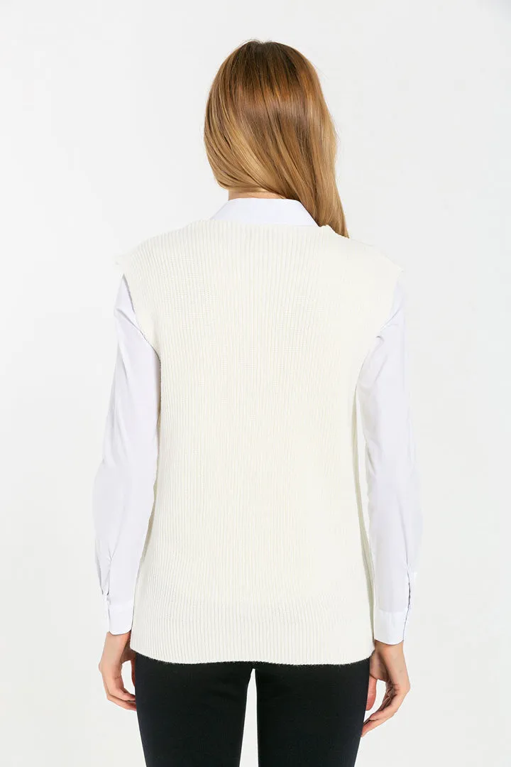 SLEEVLESS KNIT SWEATER