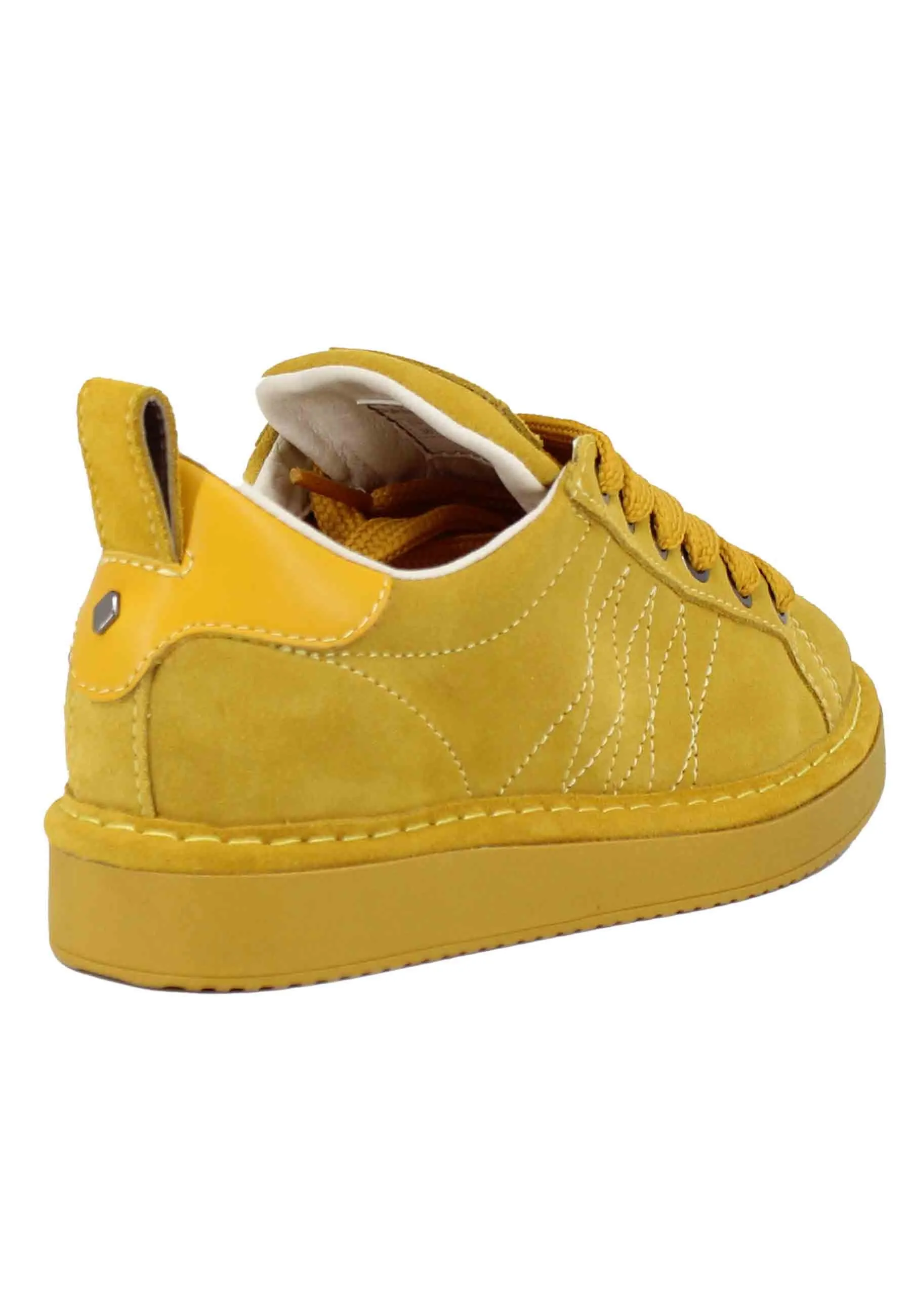 Sneakers donna in eco camoscio giallo